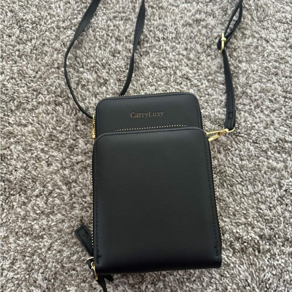 Carry Luxy Cross Body Bag.